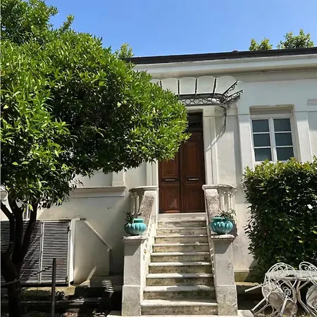 Apartment Vicolo Del Pozzo *