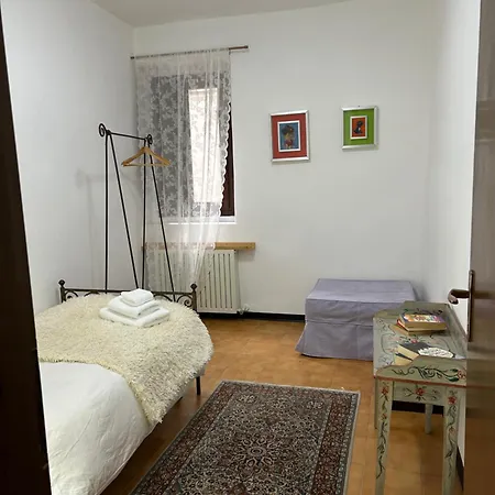 Vicolo Del Pozzo
